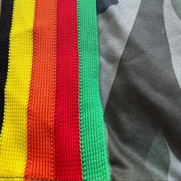 Pam and Gela Juicy Athletic Leggings Camo with Color Stripes on sides - Picture 2 of 11